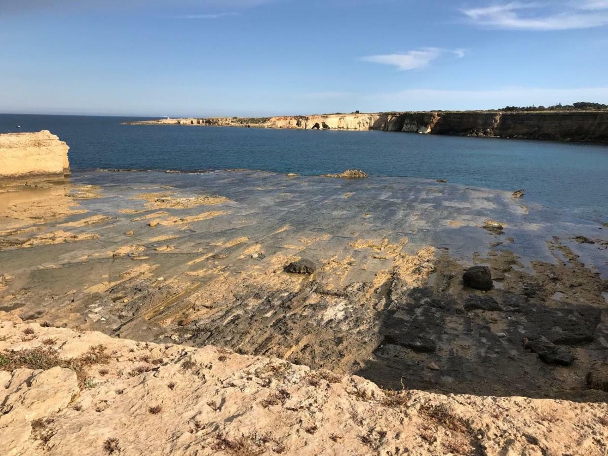 Willa A Due Passi Dal Mare Con Piscina Fontane Bianche Zewnętrze zdjęcie